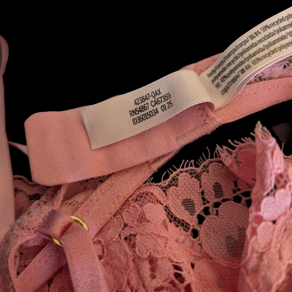 NEW! Victoria's Secret Dream Angels Pink Lace Unlined Bra Top - Picture 6 of 6